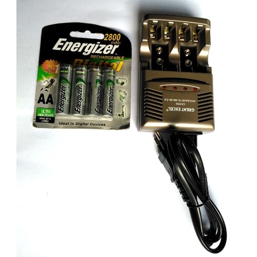 Energizer  Rechargeable Battery + Charger