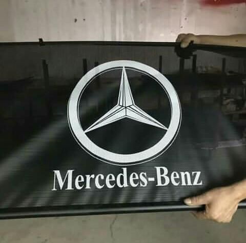 Universal Rear Windscreen Sunshade For All Mercedes Model