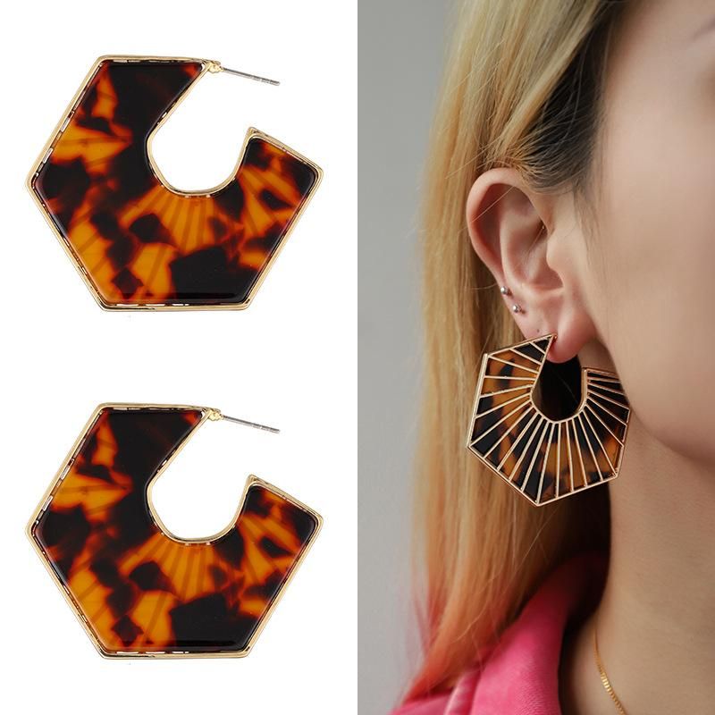 New Original Retro Irregular Alloy Hollow Acrylic Earrings Female European and American Plate Earrings