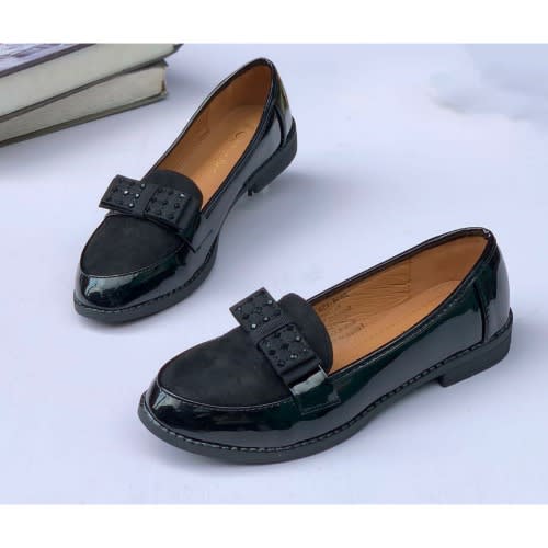 Stock Sole Ladies Flat Shoe - Black
