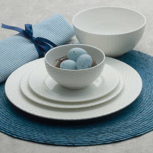 Lattice 40-piece Bone China Dinnerware Set