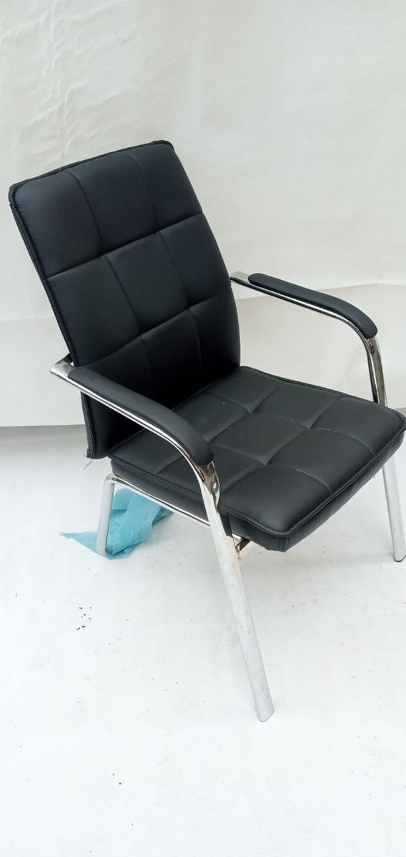 Embrace Emel Visitors Office Chair