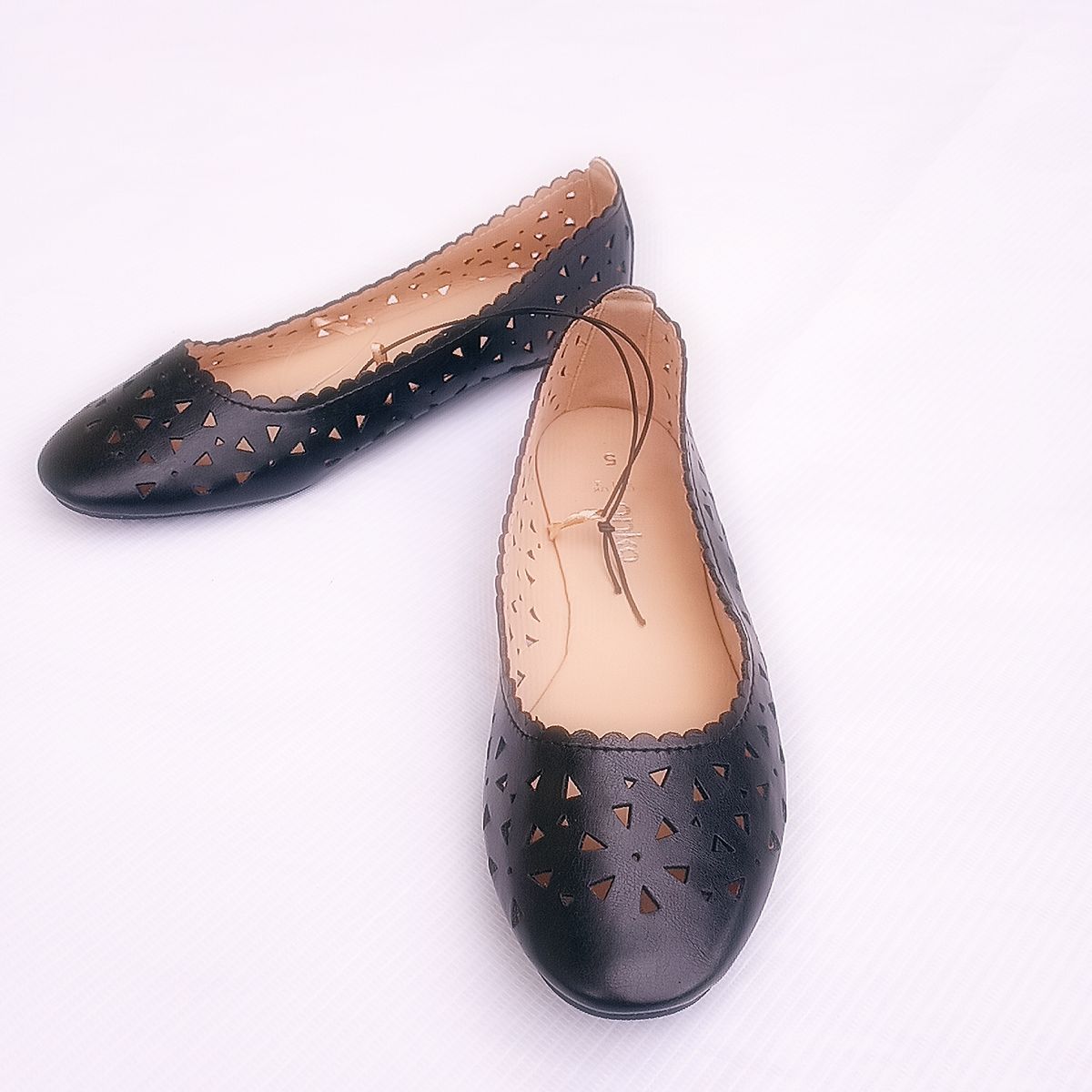 Black Leather Flat Shoe For Girls
