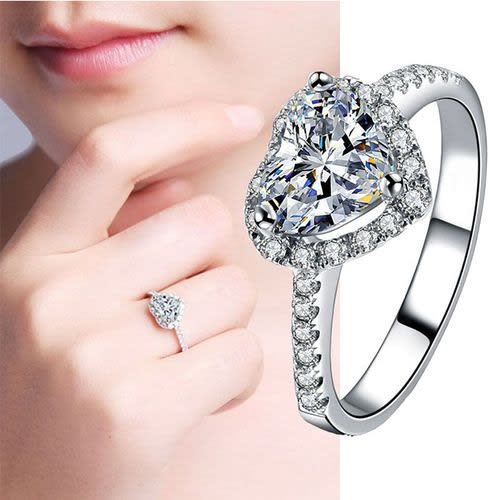 Heart Shaped Women's Zircon Ring