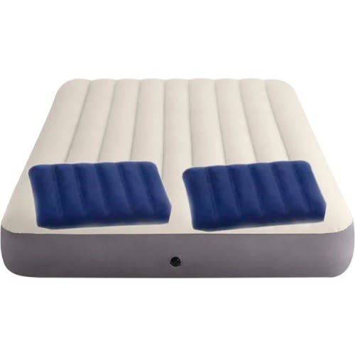 Air Mattress For 3 People With 2 Pillows And A Manual Pump