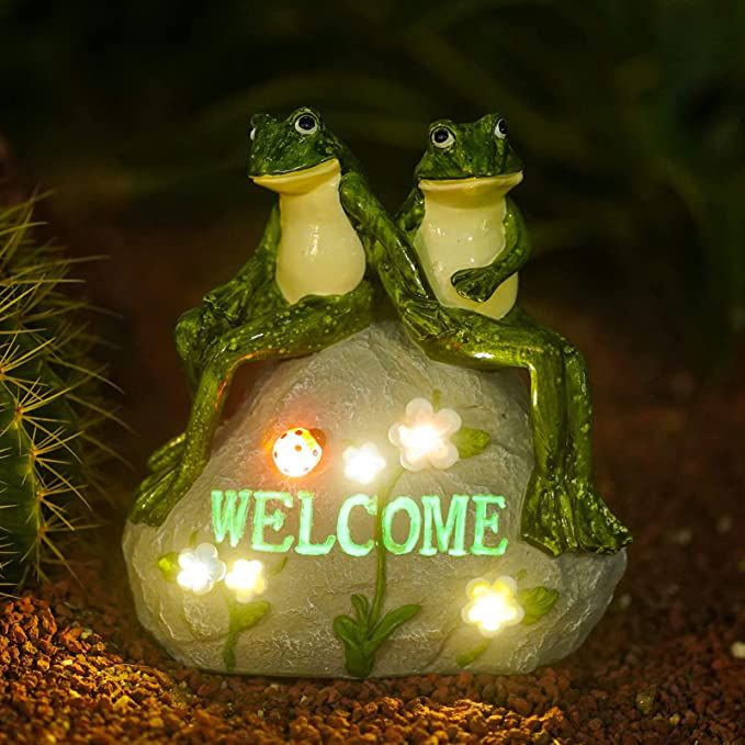 Solar Couple Frog Statue Outdoor Figurine Lights