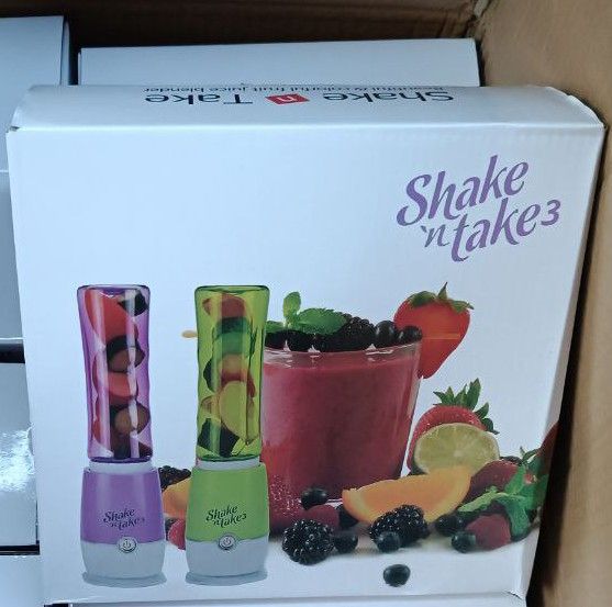 Shake N Take SMOOTHIE MAKER AND JUICE BLENDER -2 BOTTLES