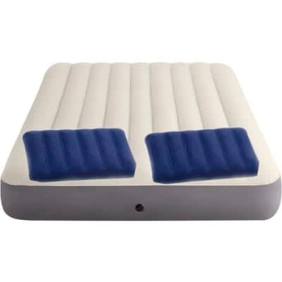 Air Mattress For 3 People With 2 Pillows And A Manual Pump