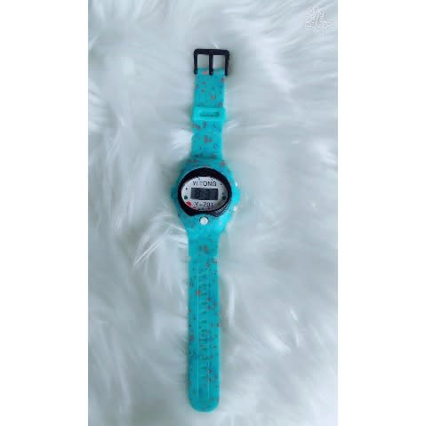 Yitong Kid's Digital Sport Watch - Aqua Blue