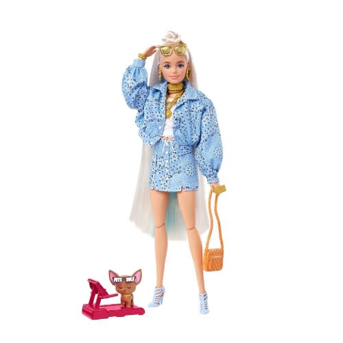 Barbie Extra Doll & Accessories With Platinum Blonde Hair & Pet Chihuahua