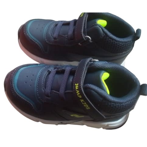 Boy's Sneaker Navy Blue Size 24