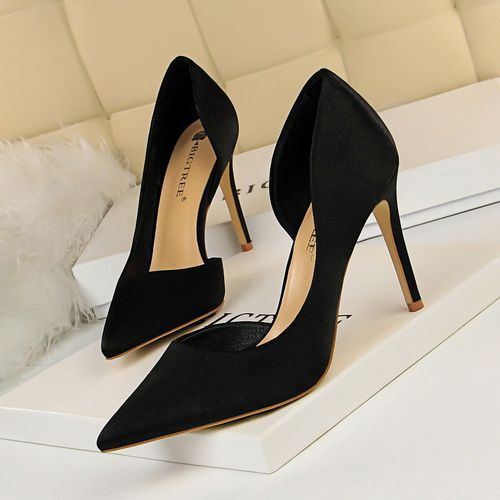 Ladies Fashion High Heels Female Classic Simple Pointed High Heels Black