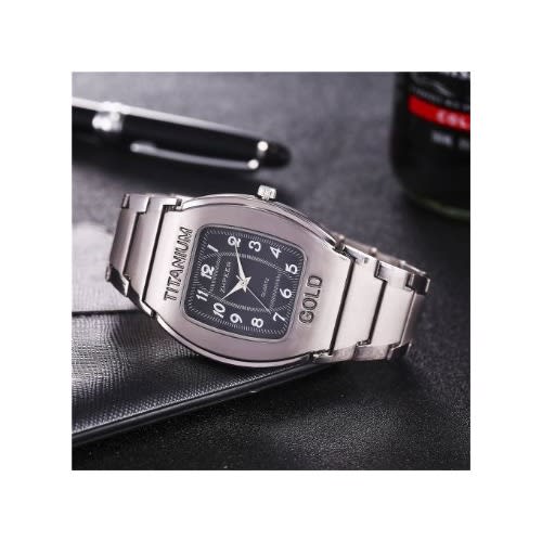 Black Dail Executive Bracelet Wristwatch