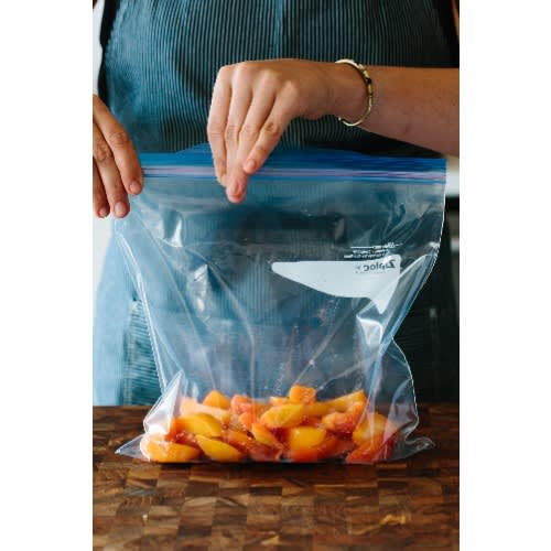 Two Gallon Storage Bag With Double Zipper- 13" x 15" - 20 Bags