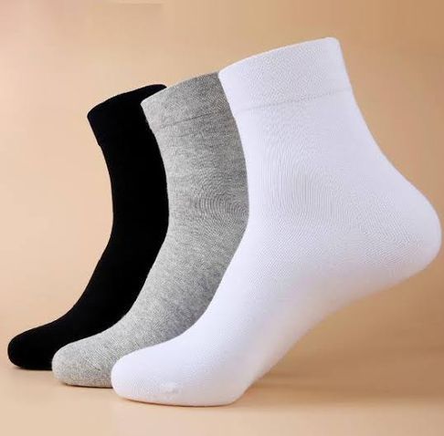 3pairs UNISEX SOCKS Plus 1 FREE SHOE LACE