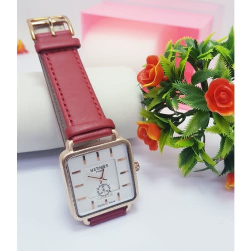 Unisex Leather Wristwatch