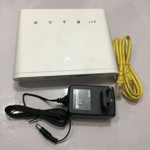 4G LTE Universal CPE  Router For All Networks - White