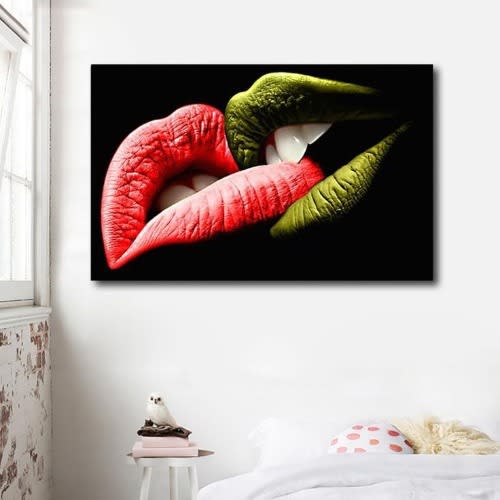 Lips Kiss Canvas