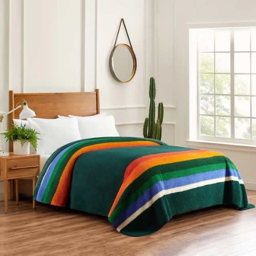 Pendleton Queen Sherpa Fleece Blanket - Evergreen Stripe
