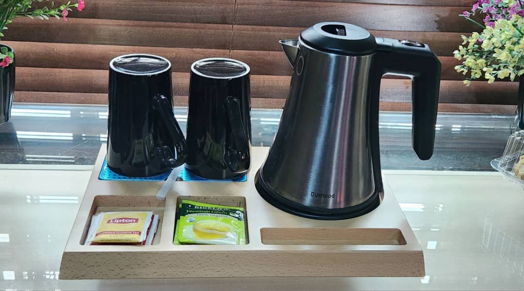 0.8Litre  Dunhood Electric Kettle