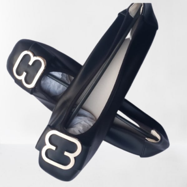 Ladies Flat Shoes - black