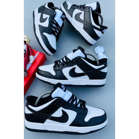 Classic Unisex Sneakers - Black & White