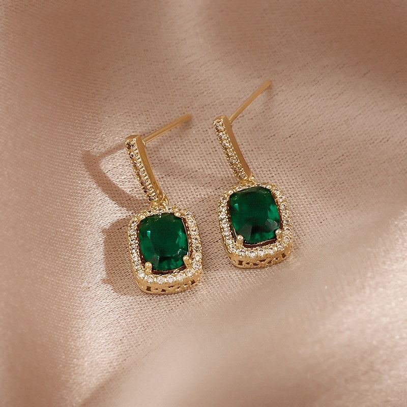 Shiny Green Rhinestone Pendant Earrings Simple Square Ladies Earrings