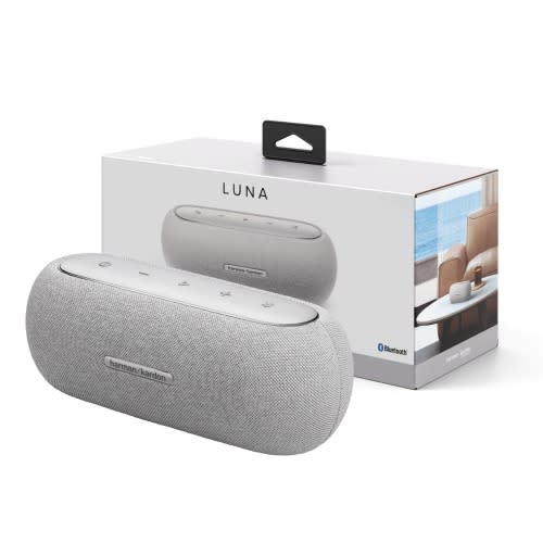 Ip67 Waterproof And Dustproof Portable Bluetooth Speaker  With Built In Battery - White