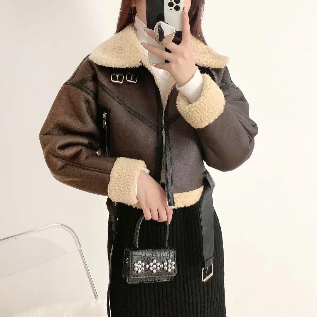 2022 Winter Short High Collar Fur Integrated Motorcycle Wear for Women's American Style Fur Collar