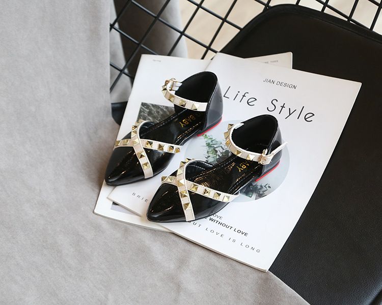 Black Patent Strap Strapped Dress Shoe