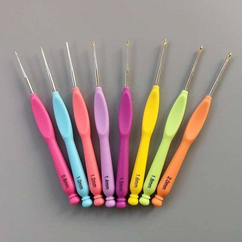 Plastic Handle Crochet Hooks Set 11 Sizes Knitting Needles (2mm-8mm)