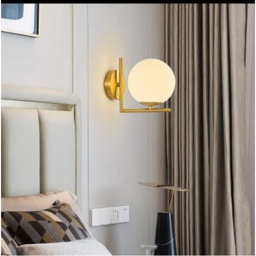 Interior Wall Bracket -gold