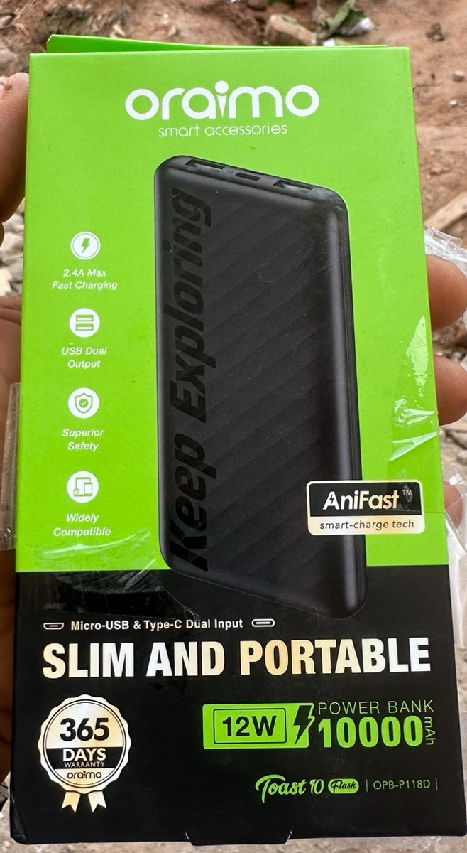 COMPACT 10000mAh Ultra Slim Power Fast Charging Bank