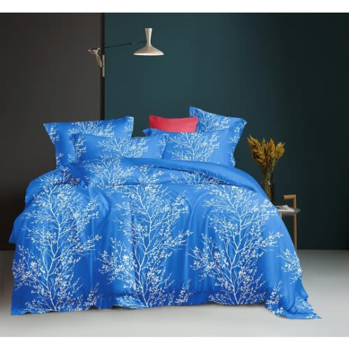 Bed Sheet Duvet And Four Pillowcases - Blue And White