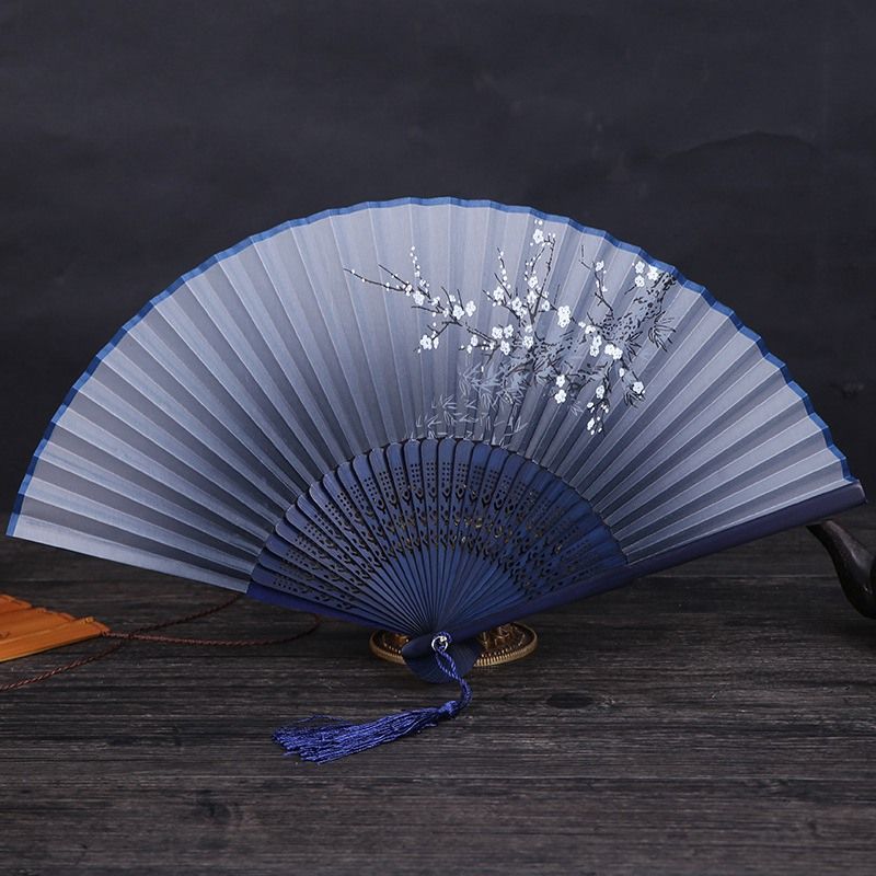 Model Droshipping 1pc Spun Foldable Silk Hollow For Hand Chinese Printing Flower Carved Vintage Fan Decorative Fans Photography
