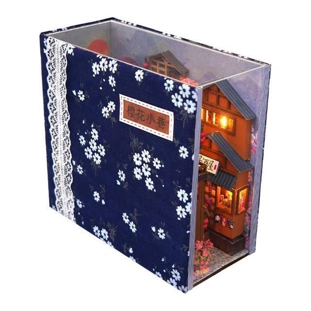 Wooden Hut Toy DIY Doll House Model Miniature Figurines DIY Book Nook Shelf Miniature Hut Doll House Model Toy Casa De Boneca