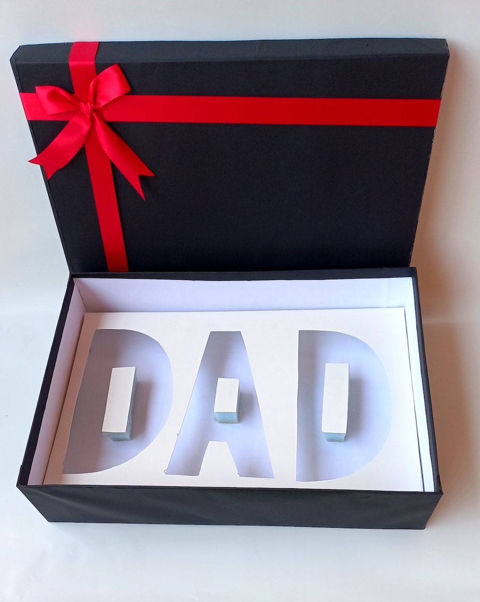 EMPTY  SURPRISE MONEY GIFT BOX  FOR  DAD