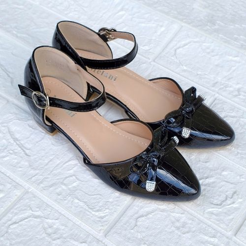 Unique Girls Block Heel Shoe Black