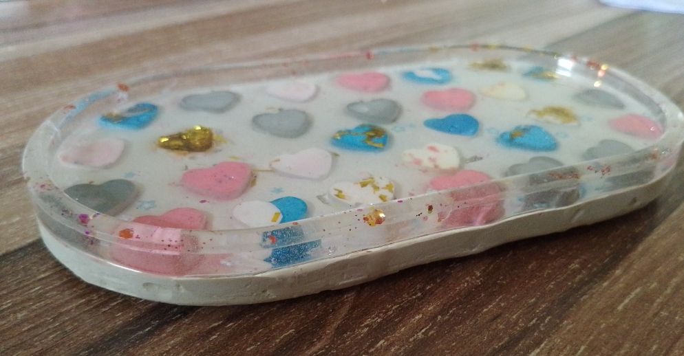 Hearts Design Decorative Oval Tray