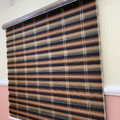 DAY AND NIGHT BLIND - GOLD WITH LINE