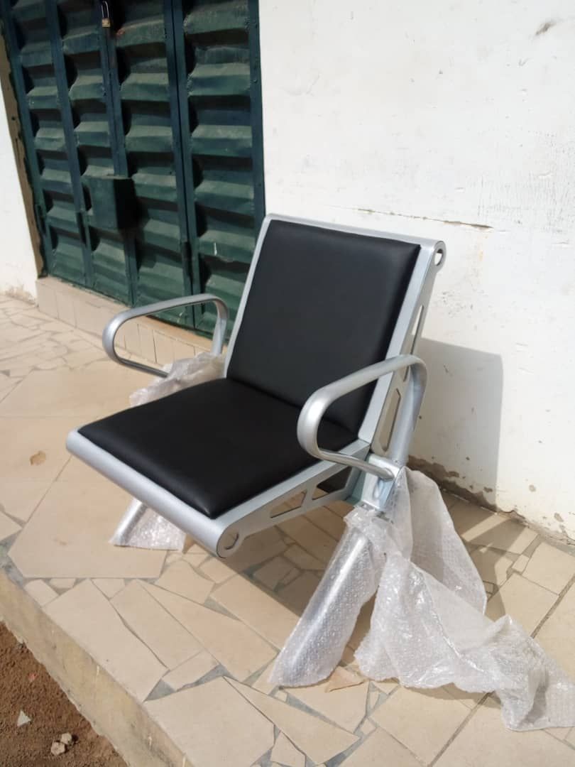 Heavy Duty Cushion Chair