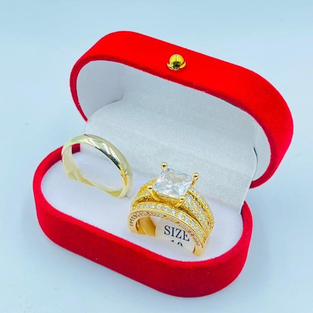 Original/Sophisticated Arabian Gold Wedding/Engagement Rings