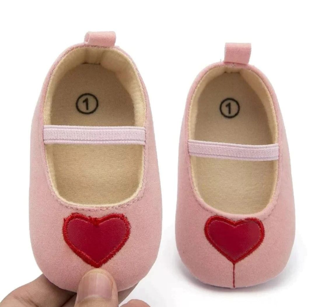 Baby Girl Love Shoe Prewalkers (pink)
