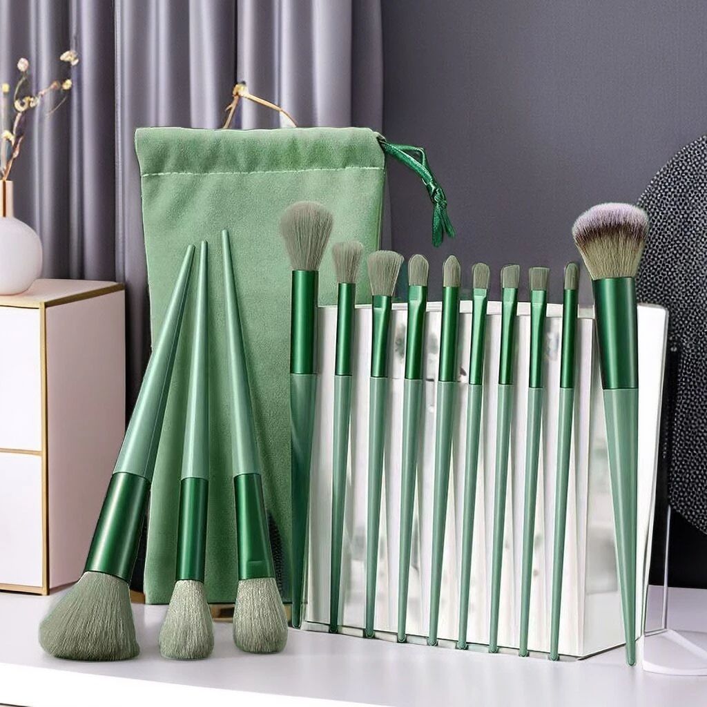13-piece Makeup Brush Set, Green, (makeup Brush + Portable Travel Bag)