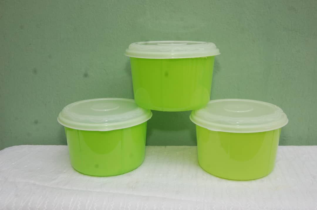 2  Litres Ever-Fresh Bowls/containers With Cover