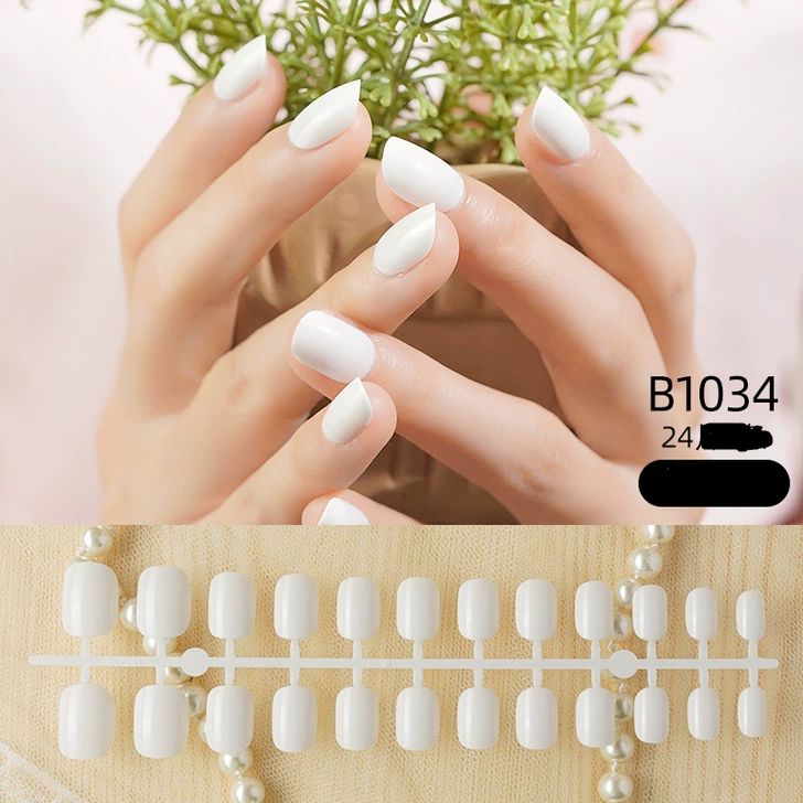 24Pcs Short White Press On Nails Luxury Design Nails+ Gum