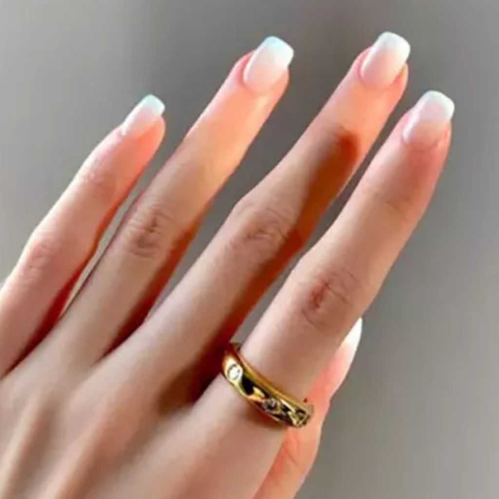 24pcs French Tip Nude Short Press On Nails