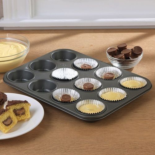 Cupcake And Muffin Pan+Free 100 Baking Cake  Queens Cup.