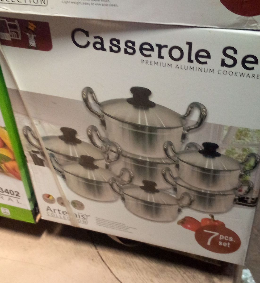 7 Sets Of Casserole Pots