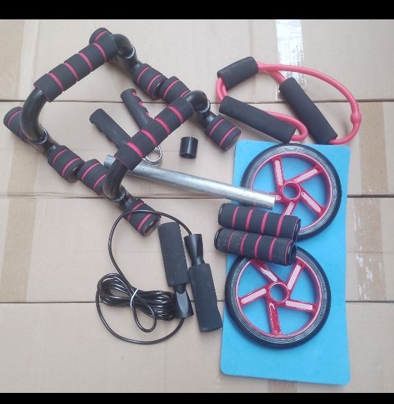 5 In1AB Wheel With Push-UP Bar HandGriper,Jump Rope&Knee Pad